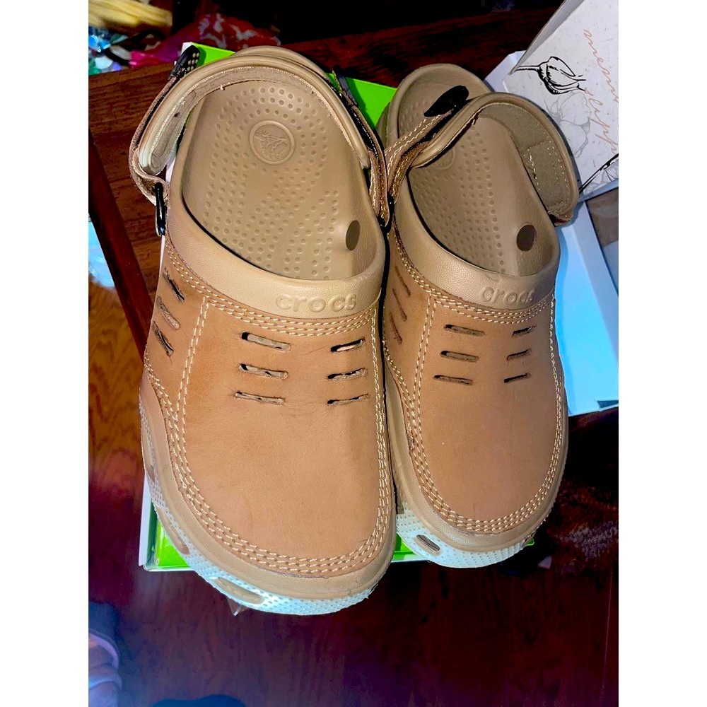 Crocs Men’s Yukon vista Sz 9 women’s Sz 11